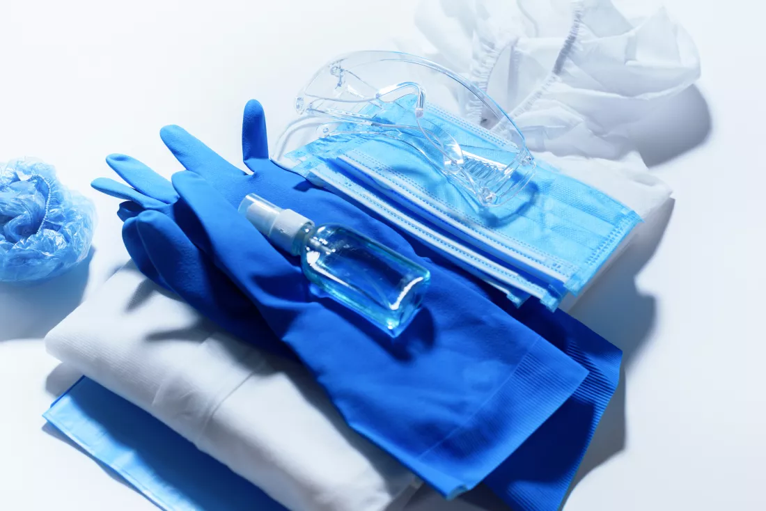folding-medical-protective-cloth-mask-glasses-group