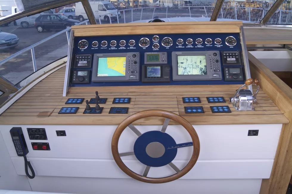 italy-fiumicino-rome-9-august-2002-itama-70-luxury-yacht-20-meters-view-cockpit-boat-s-wheel-editorial