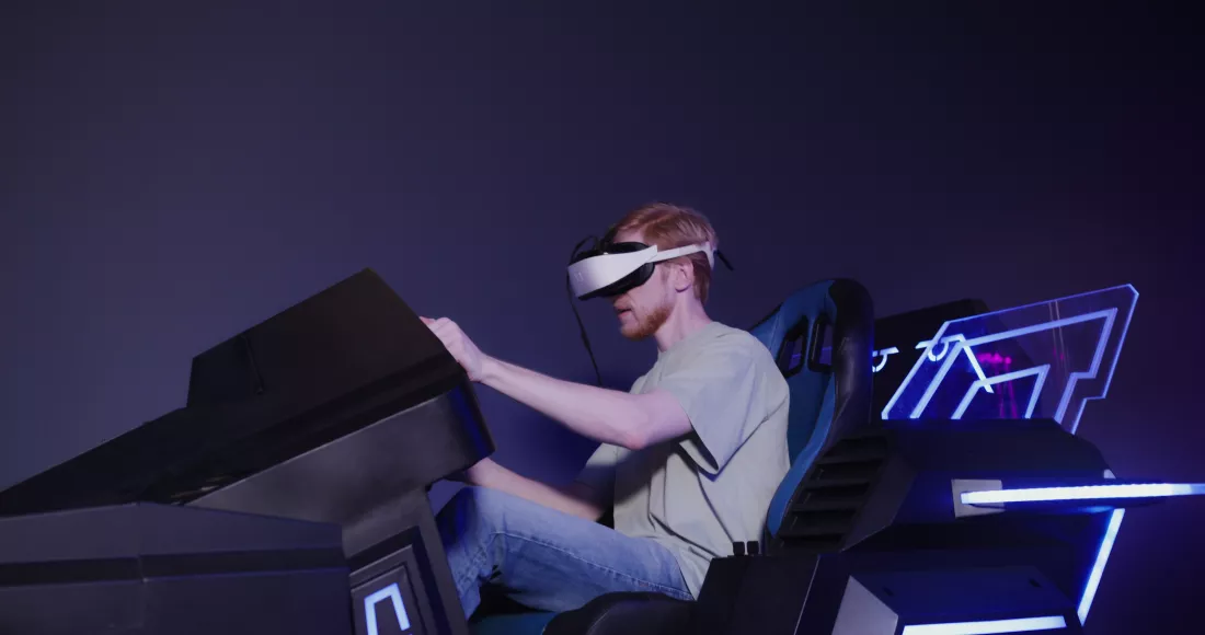 Grafika, projektowanie gier i technologia VRv