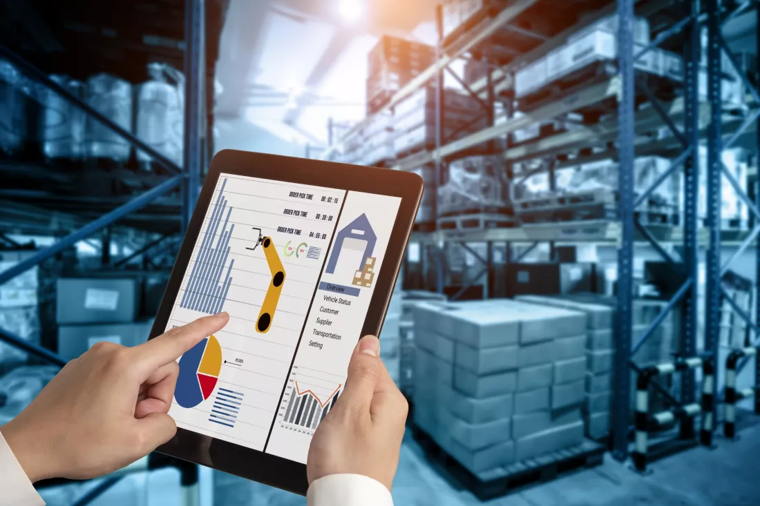 warehouse-management-innovative-software-computer-real-time-monitoring